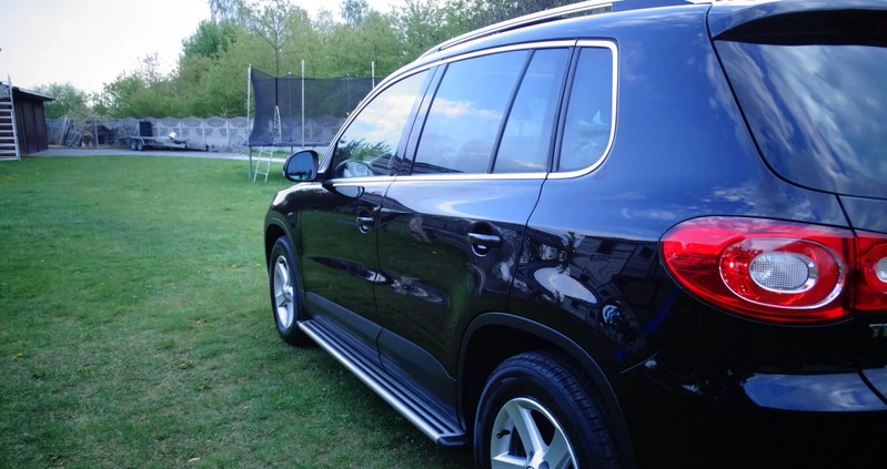 Volkswagen Tiguan cena 40900 przebieg: 225000, rok produkcji 2009 z Milanówek małe 667
